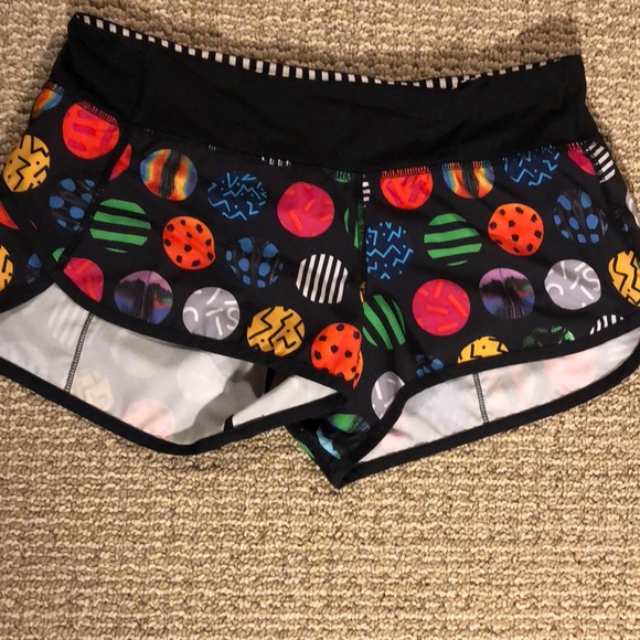 Lululemon special edition. ISO name - Picture 1 of 5